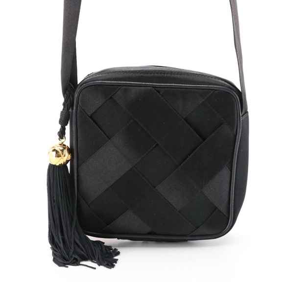 Chanel CC Tassel Evening Bag in Black Satin Interwoven Ribbon and Leather - Rare - Picture 1 of 8